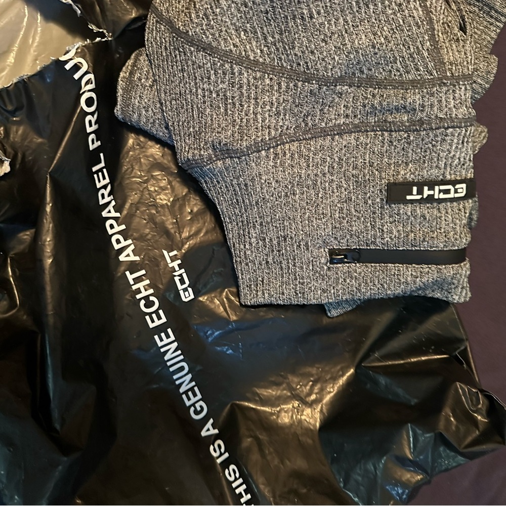 Brand new ECHT yoga pants